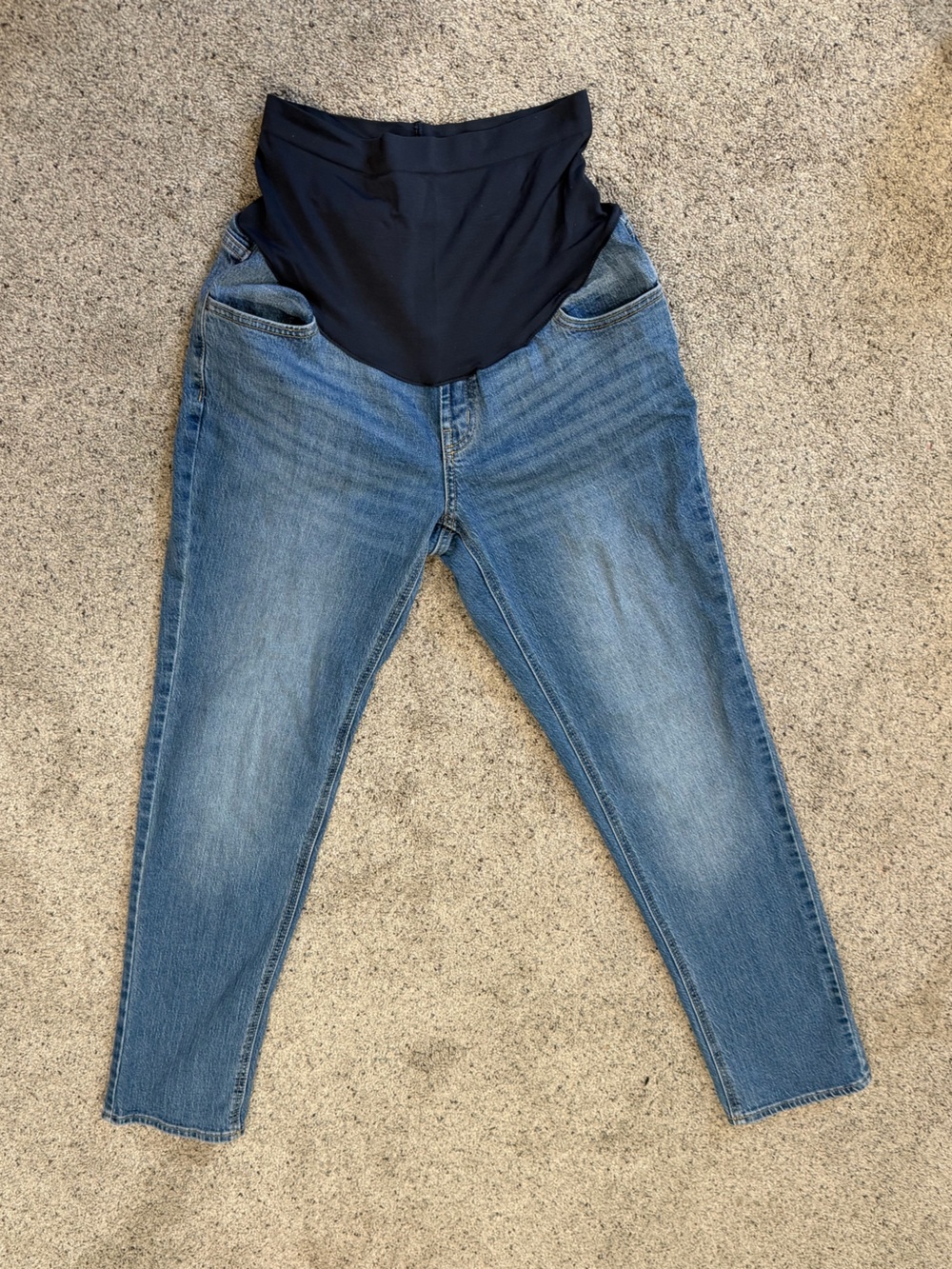 Old Navy Maternity Boyfriend Jeans